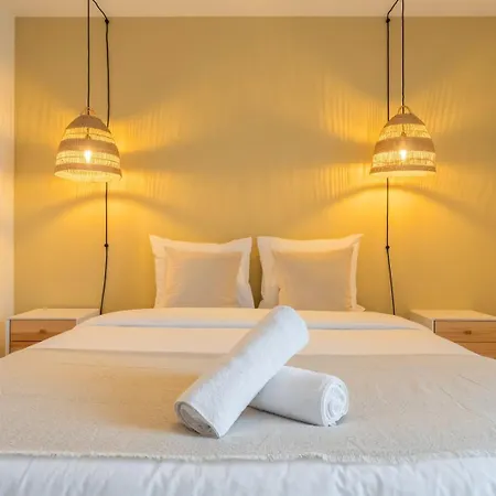 شقة Avec Parking Et Terrasse *